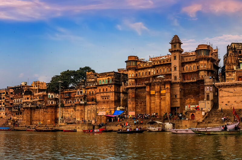Majestic Riverside Architecture