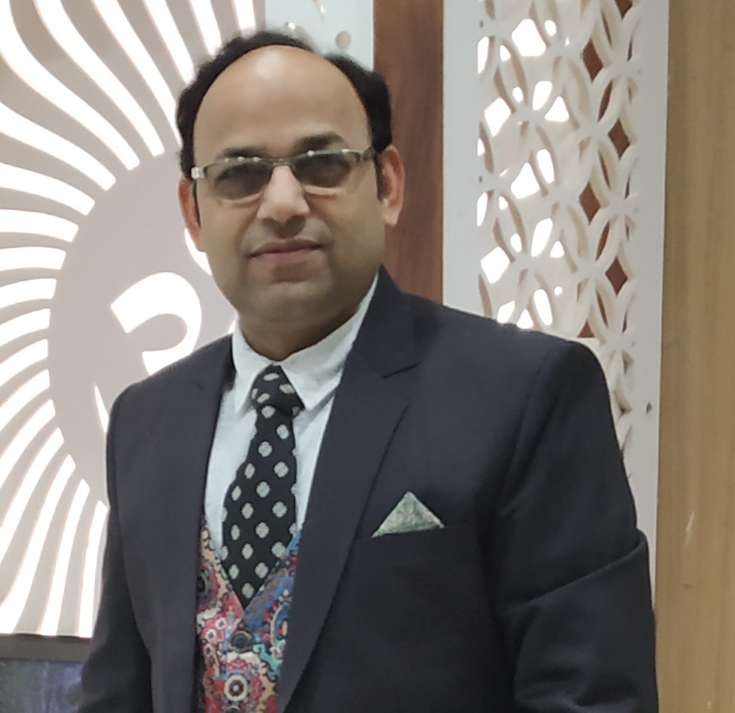 Dr. RAJEEV GUPTA Profile Page